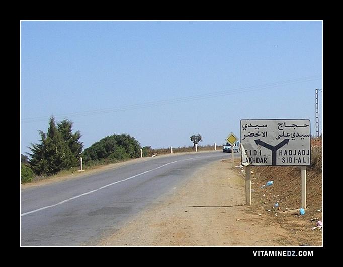  - 02-2937-route-menant-vers-sidi-lakhdar-et-sidi-ali