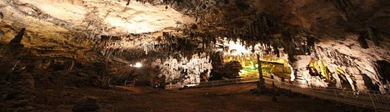 تمنراست - Grottes, trous, cavités, failles, canyons, puits, mines diverses