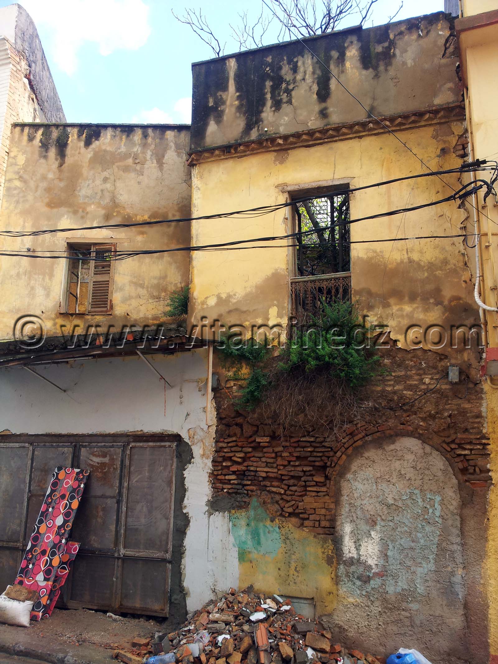 Rue Ibn Khamis Tlemcen Photo image ville Tlemcen, Algérie