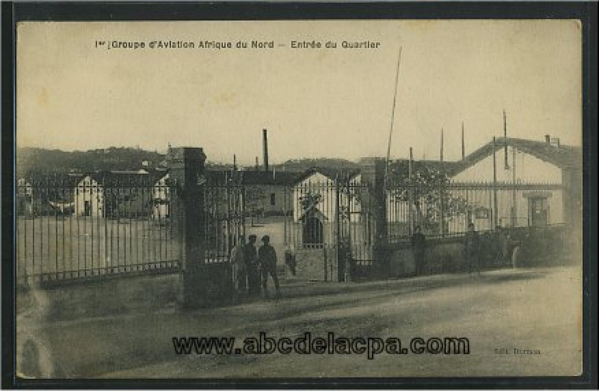 Alger -      Hussein-Dey  - 1er groupe Aviation Afrique du Nord - Entrée du quartier