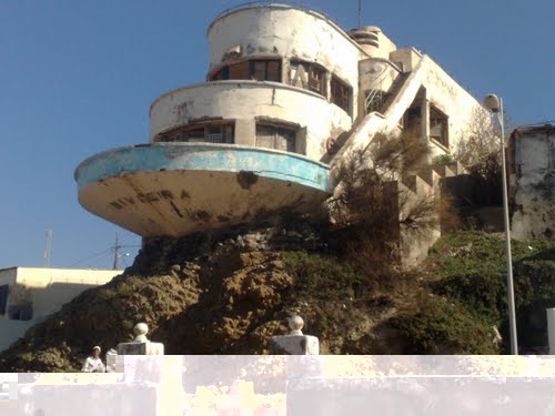 Villa Abandonnée à Bouzedjar 1ere Plage Ain Temouchent