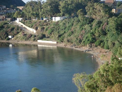 Plage Rouge à Ziama Mansouriah Wilaya De Jijel